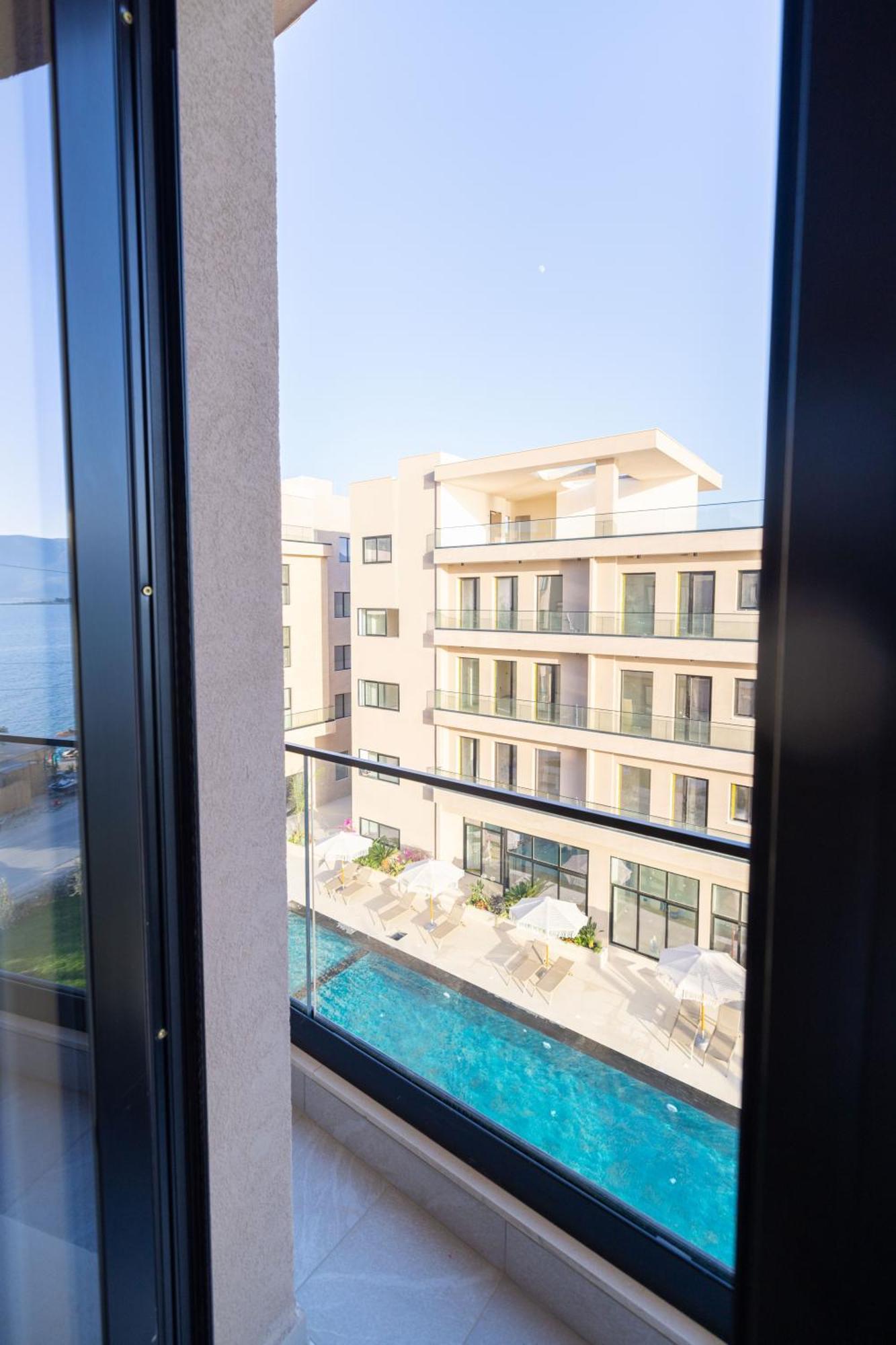 Tris3 Hotel Radhimë Zewnętrze zdjęcie