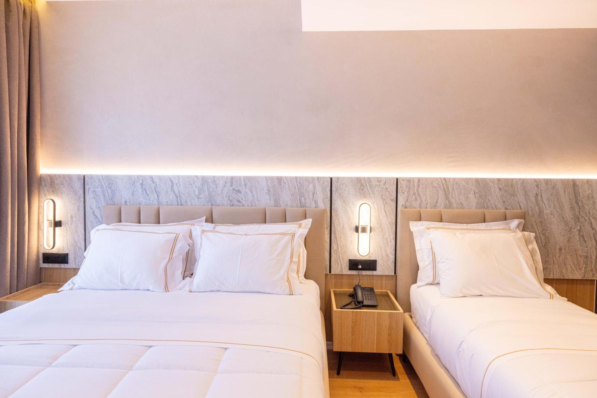 Tris3 Hotel Radhimë Zewnętrze zdjęcie
