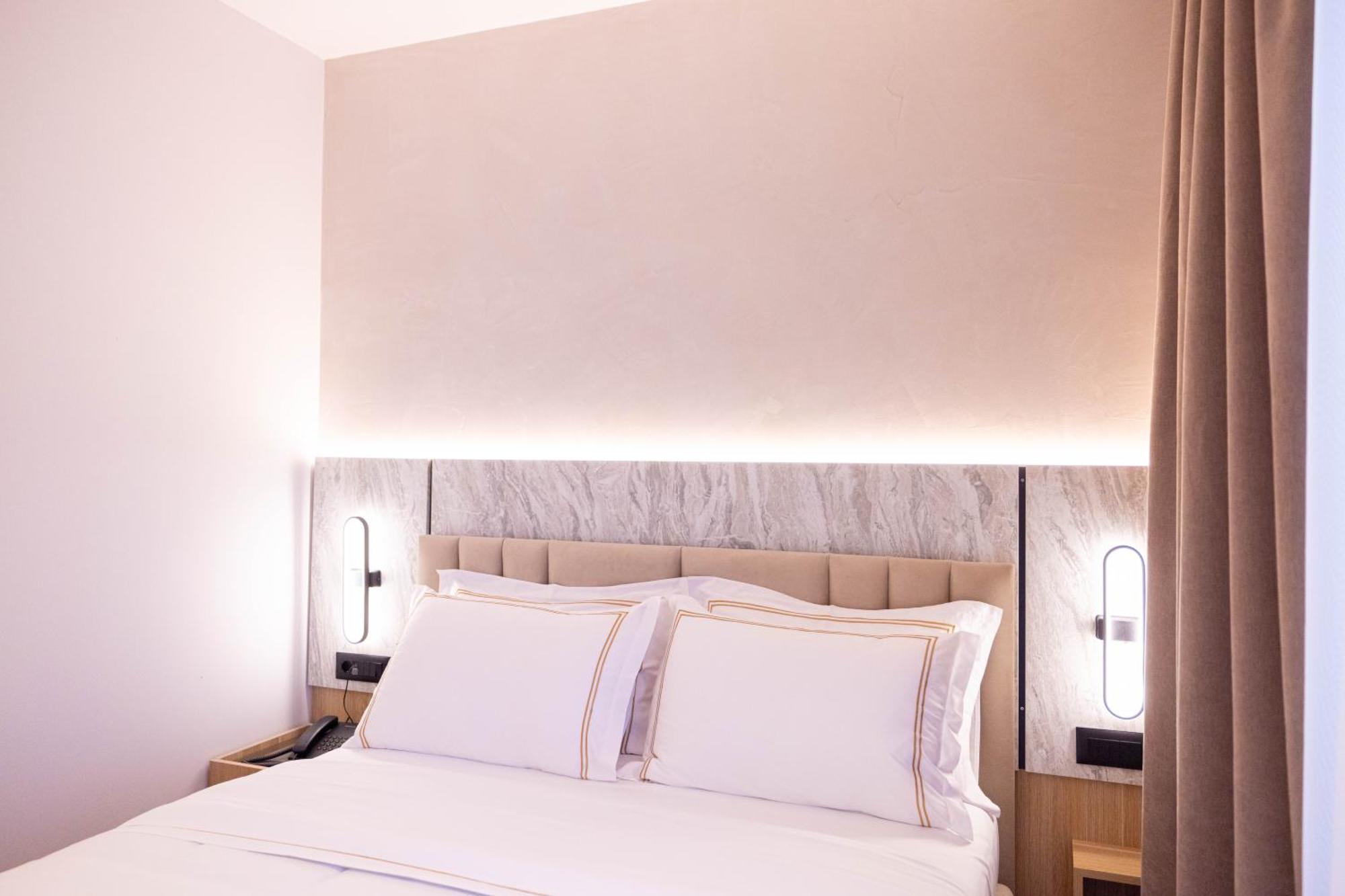 Tris3 Hotel Radhimë Zewnętrze zdjęcie